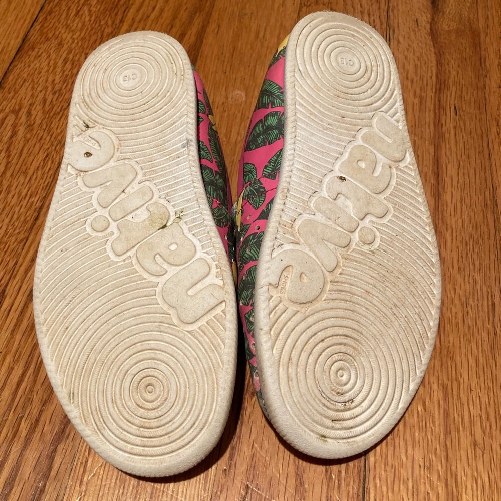 Native Shoes - Picture 4 of 5